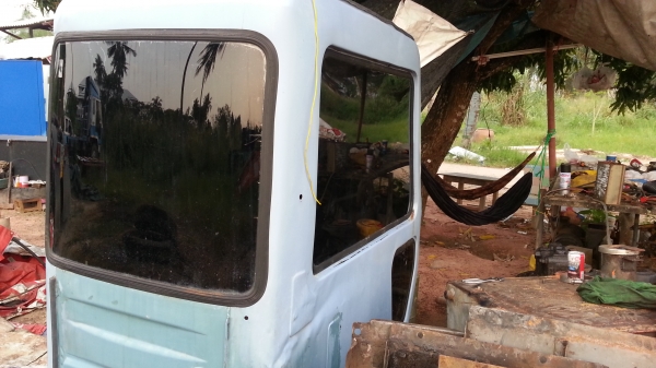 ขายด่วน หัวเก๋ง HITACHI EX 200-3 ขายด่วน หัวเก๋ง HITACHI EX 200-3