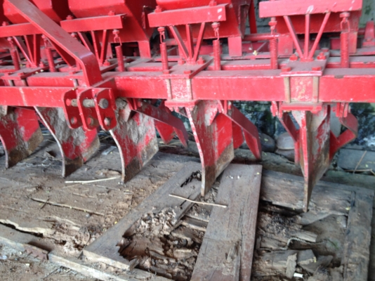 เครื่องหยอดเมล็ดข้าว เครื่องหยอดเมล็ดข้าว