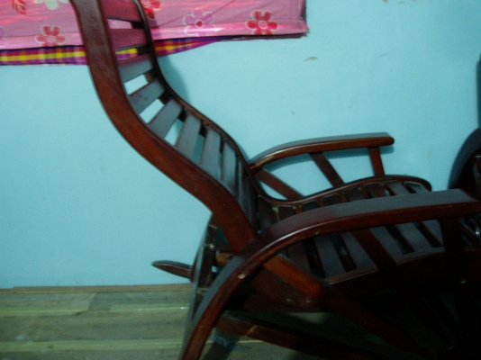 ขายเก้าอี้โยกราคาถูก3800บาท ขายเก้าอี้โยกราคาถูก3800บาท