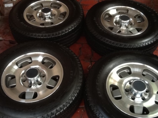 ขายล้อ  Trooper  6 รู  พร้อมยาง........ สวยๆ เชิญครับ