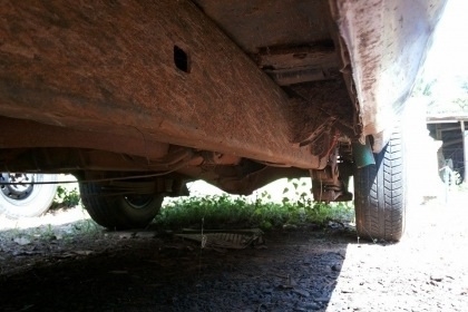 TOYOTA HILUX HERO 2.4D เครื่องแน่นแรงดี สีสันเดิมๆ ภายในเก๋งคอนโซลครบพร้อม พวงมาลัยธรรมดา ภายนอกกระบะไม่มีผุกร่อน ช่วงล่างคัชซีสวยไม่มีผุ ยางสภาพดี 4 เส้นประมาณ 70\% พร้อมใช้งาน เอกสารทะเบียนครบพร้อมโอน ราคาต่อรองได้ครับ