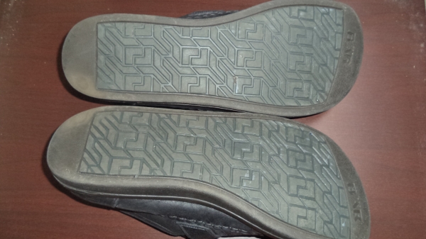 รองเท้า BAR SHOES MADE IN GERMANY size 10.5 รองเท้า BAR SHOES MADE IN GERMANY size 10.5