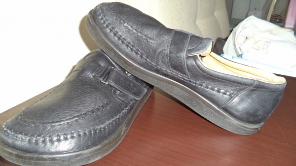 รองเท้า BAR SHOES MADE IN GERMANY size 10.5 รองเท้า BAR SHOES MADE IN GERMANY size 10.5