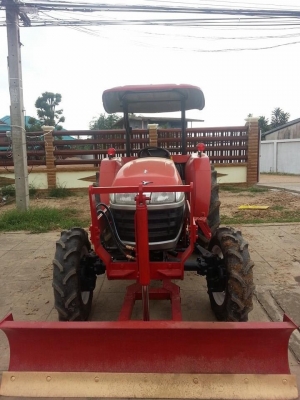 ยันร์ม่า EF453T 4 WD 2 เพลา พร้อมใบมีดดันหน้า ทำงาน 892 ชั่วโมง