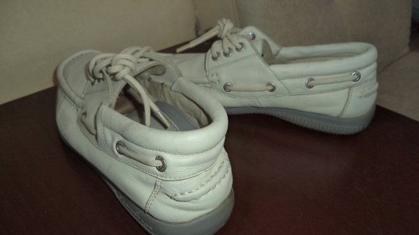 รองเท้า FILA SHOES size 8 รองเท้า FILA SHOES size 8