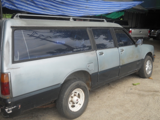 ขายกระบะแวน ISUZU KB2200 ราคาเบาๆครับ