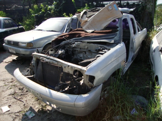 ขายโครงรถมาสด้าไฟเตอร์พร้อมเล่มทะเบียน