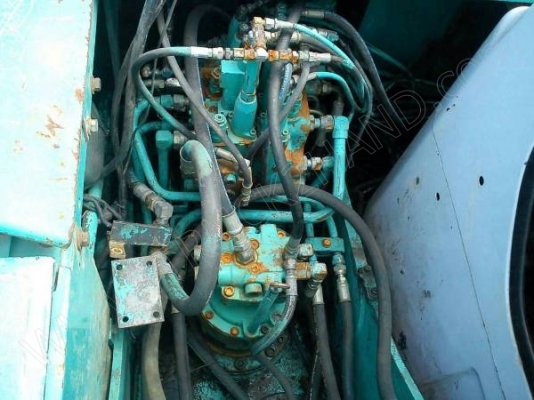 รถแบคโฮ  ยี่ห้อ KOBELCO SK120 MARK V