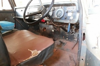 NISSAN UD 140 HP ND6 รถหัวยาวหกล้อติดเครน TADANO-Z300 3 ตัน 3 ปลอกยืด กระบะเหล็กคาร์โก้ความยาว 5 เมตรสภาพดีไม่มีผุกร่อน เครื่องแน่นแรงดี ภายในเก๋งประตูเหล็กสภาพดีไม่มีผุ ช่วงล่างใหญ่เดิมๆคัชซีสวยไม่มีบวม ยาง 9.00 ขอบ 20 สภาพดี 70\% พร้อมบรรทุกพร้อมใช้งาน เ