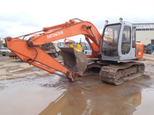 ขายด่วน HItachi EX100-5   สภาพสวย นำเข้าจากญีปุ่นมาถึงไทยแล้วจ้า