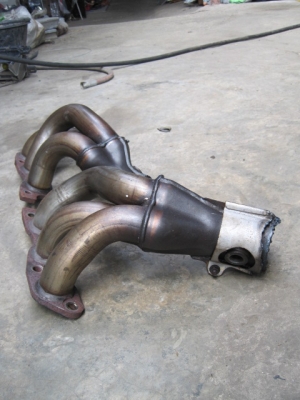 ท่อไอดี ปากลิ้นคันเร่งไฟฟ้า Toyota Altis 1.6