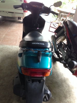 Honda.  DIO. สภาพสวยมาก ใช้งานเต็มระบบ