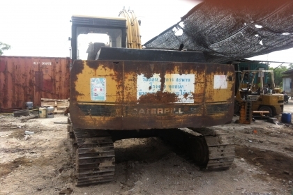 ขายรถแมคโครCAT E120B สภาพพร้อมใช้ สนใจติดต่อ บอย 085-156-2314