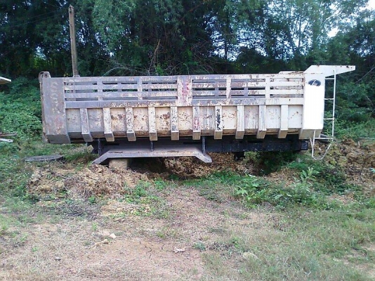 กระบะดั้มโคราช..รถสิบล้อ ยาว 6 เมตร ยาว 2.5 เมตร มาตรฐาน