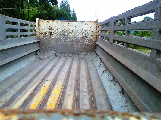 กระบะดั้มโคราช..รถสิบล้อ ยาว 6 เมตร ยาว 2.5 เมตร มาตรฐาน