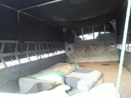 รถบรรทุก4ล้อกลาง