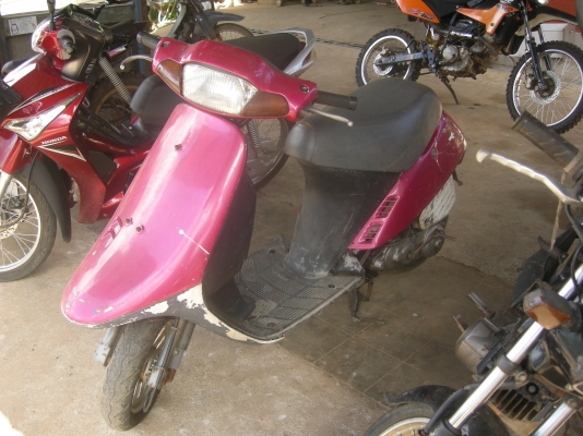 ขายรถจ่ายตลาด สกูตเตอร์ 50 cc 2500 บาท