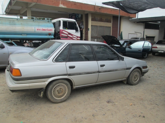 TOYOTA  CORONA 1987
