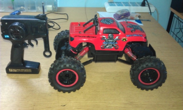 ขายรถบังคับไต่หิน 1/12เล่นไม่กี่ครั้ง