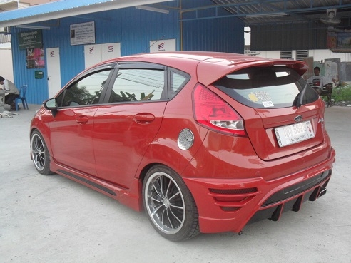 FORD FIESTA 1.6 SPORT. แต่งเต็ม หล่อเลย FORD FIESTA 1.6 SPORT. แต่งเต็ม หล่อเลย