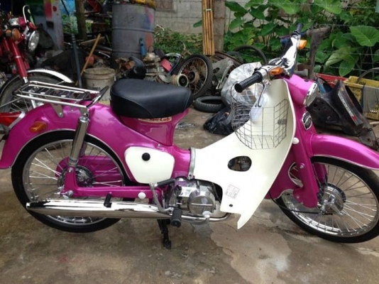 c100 โครงเเท้ ลงเครื่องดรีม สตราท์มือ มีเล่มทะเบียนพร้อมโอน รถสวยจริงๆ