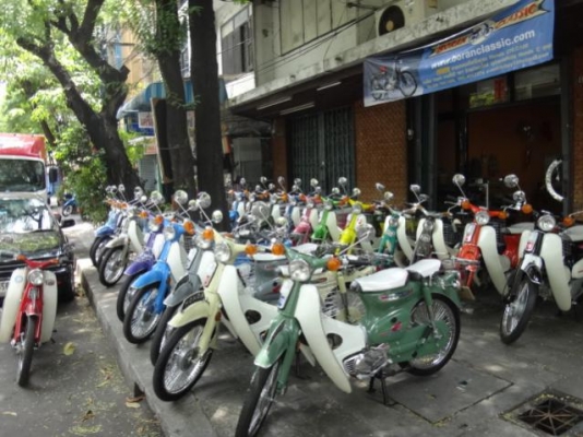 ร้านขายรถc70c90c100งานสีใหม่มีทะเบียนโอนทุกคันร้านอยู่กทมบางแคโทร0897661966