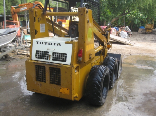 ขายรถตักล้อยาง TOYOTA SDK6 พร้อมใช้งาน ขายรถตักล้อยาง TOYOTA SDK6 พร้อมใช้งาน