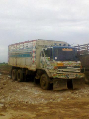 ขายรถสิบล้อ ROCKY วางเครื่อง P11C 320 แรง ดั้มมีเนียม มีระบบลากพ่วง