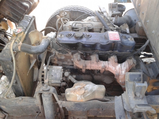 ขายหกห้อ  ISUZU NKR พร้อมใข้งาน ราคาถูก