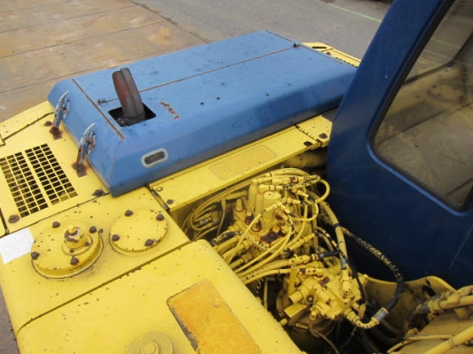 รถขุดดิน SK120-1-LP-08329  สภาพสวย  นำเข้าจากญี่ปุ่น  ถึงไทยเรียบร้อยแล้ว  รถจอดอยู่ที่ C.S. Motor หลักสี่  โทร. 081-373-0559