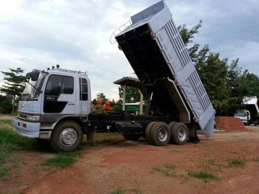 เจ้าของขายด่วนรถสิบล้อ  Hino FM 1 J 210 ดั้มสามมิตร ปี45 เอกสารพร้อมโอน