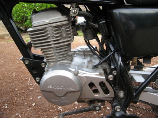 ขายรถ Honda APE50 ตามสภาพพร้อมใช้งาน สตาร์ททีเดียวติด    ใช้ดีประหยัดน้ำมันมาก