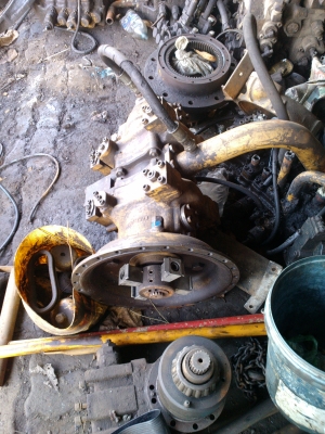 ขายด่วน ปั้มcat200b ถอดลงมาจากรถที่ใช้งานได้ครับ