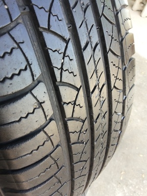 ขายยาง225/65/17 ปี 10/2เส้นปี09/1เส้น MICHERLIN LATITUDE 1ชุด