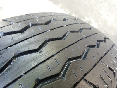 ขายยาง195R15C ปี 12/3เส้นปี11/1เส้น BRIDGESTONE RD623 1 ชุด