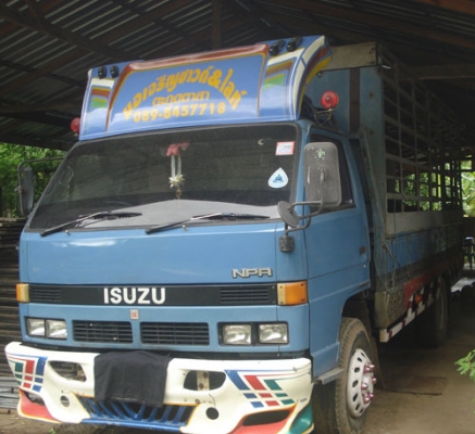 ขายรถบรรทุกหกล้อ ห้าง NPR  เกียสั้น Fหน้า-หลัง