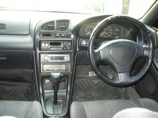 ขายMAZDA323 ตาหยี ปี96 แต่งตัวนอก ซันรูฟ ติดแก๊สแล้ว ด่วน