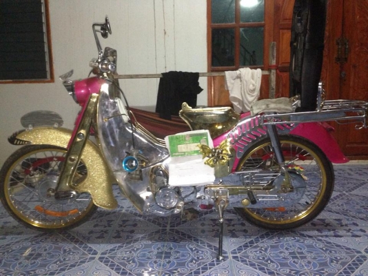 ขาย HONDA C100 ชุบทองหมดคัน ทะเบียนเครื่องพร้อมโอน