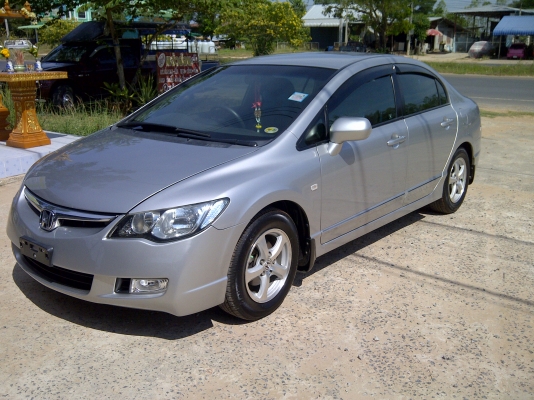 ขายรถเก๋งสภาพสวย  รถบ้านฝากขายใช้น้อยขับไปทำงานอย่างเดียว