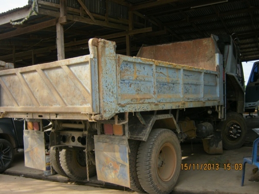 ขายรถดั้มอีซูซูร็อคกี้FTR12 FAเครื่อง220 แรงม้า6BG-1 -เทอร์โบเครื่องเสียงเต็มที่ รถห้างน็อต 8 ตัวดั้
