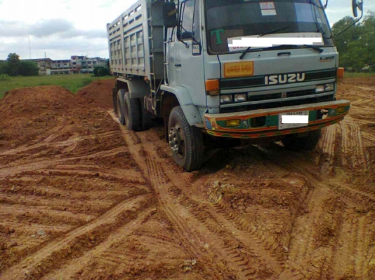 Isuzu Rocky 240 หัวฟ้าแท้ เดิม ๆ พร้อมใช้ Isuzu Rocky 240 หัวฟ้าแท้ เดิม ๆ พร้อมใช้
