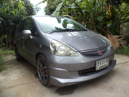 ขายดาวน์ JAZZ Auto ปี 2006 ครับ