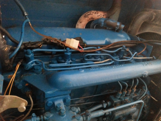 ขายรถไถfordรถสวยครับพร้อมโอนครับรถทำงานอยู่เดิมๆทั้งคัน