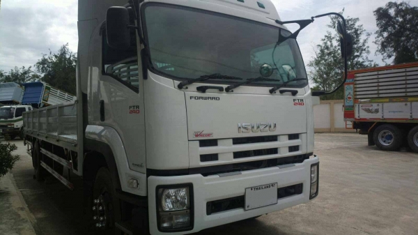 ขายด่วน ISUZU FTR 240 แรง กระบะยาว 7.70 เมตร ปลายปี'53