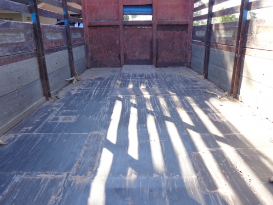 หกล้อดั้ม