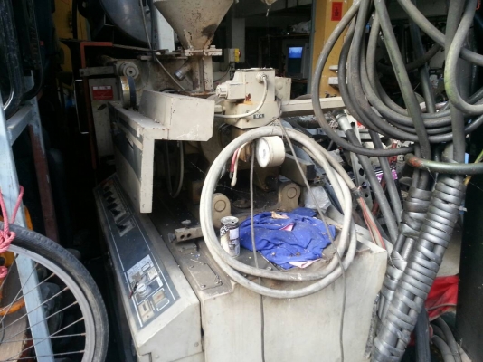 เลิกกิจการขายถูกทุกอย่าง