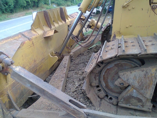 รถแทรคเตอร์ CAT D6 H ช่วงล่างสวยเต็ม 100\% รถสวย ใช้งานได้ทันที ไม่ต้องซ่อม ราคาต่อรองได้