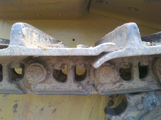 รถแทรคเตอร์ CAT D6 H ช่วงล่างสวยเต็ม 100\% รถสวย ใช้งานได้ทันที ไม่ต้องซ่อม ราคาต่อรองได้