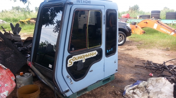 ขายด่วน หัวเก๋ง HITACHI EX 200-3 ลดราคาเหลือ 35,000 ด่วน