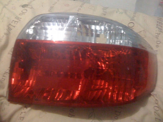 ขายไฟท้ายวีออส 1คู่สภาพดี ถูกๆครับ